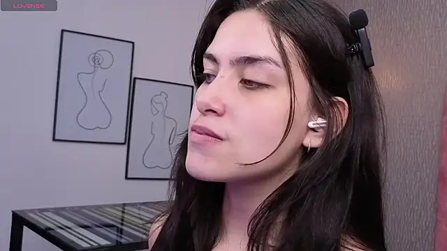 Alexa Thaylor  online show from 03/16/26, 03:26