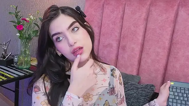 Alexa Thaylor  online show from 02/24/26, 03:35