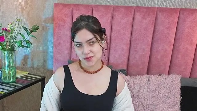 Alexa Thaylor  online show from 02/23/26, 03:23