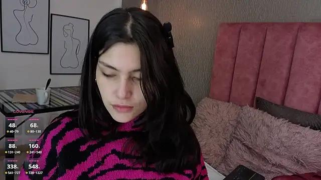 Alexa Thaylor  online show from 03/24/26, 04:29