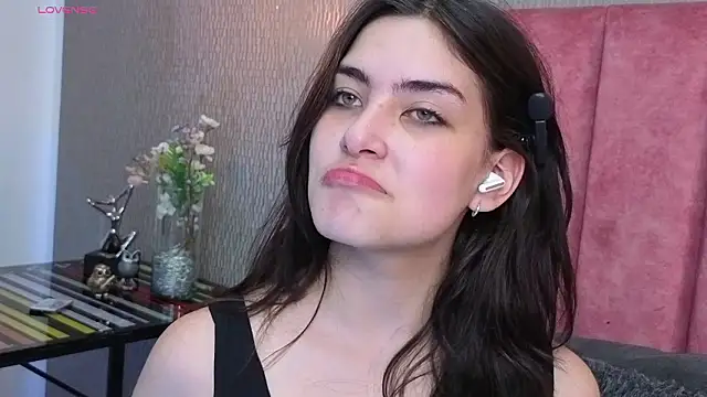 Alexa Thaylor  online show from 03/09/26, 03:59