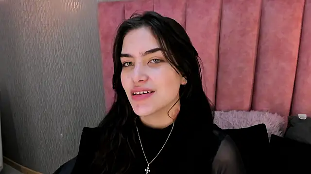 Snapshot of Alexa_Thaylor_ chatting on 11/24/25, 01:44 Alexa Thaylor online show from 11/24/25, 01:44