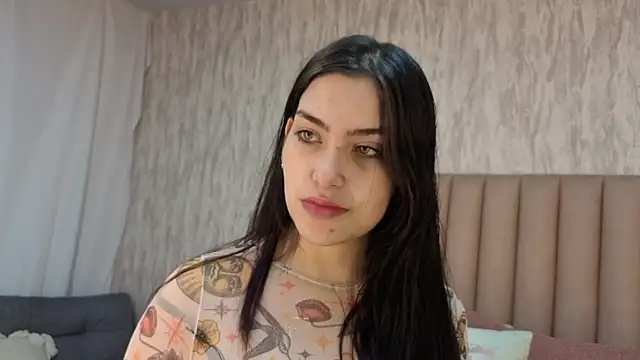 Alexa Thaylor  online show from 02/07/26, 02:14