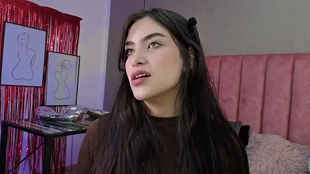 Alexa Thaylor  online show from 02/13/26, 04:40