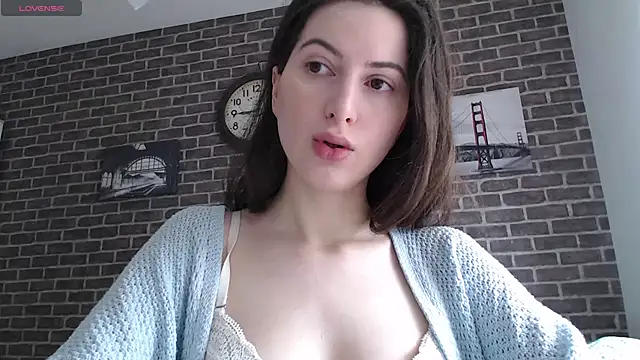  Hot Lady  online show from 03/10/25, 12:49
