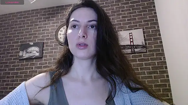  Hot Lady  online show from 03/04/25, 10:27