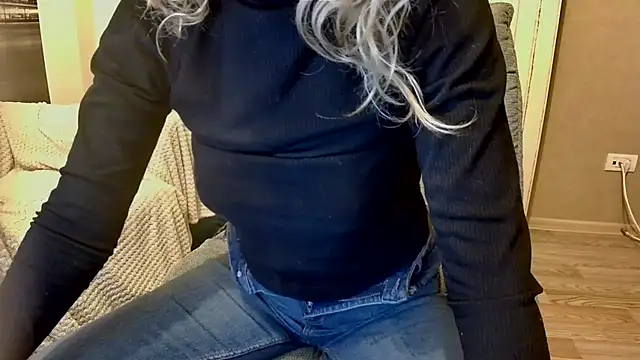 mesexylady34 online show from 11/09/25, 02:59