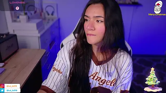 ImLui lu online show from 12/22/25, 11:38