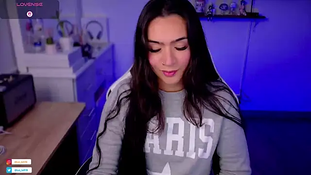 ImLui lu online show from 10/21/25, 07:24