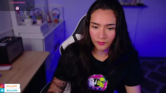 ImLui lu online show from 11/22/25, 12:43