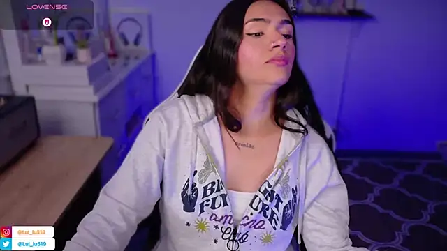 ImLui lu online show from 11/22/25, 11:25