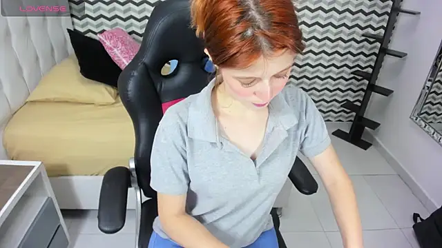 LILAFAVE online show from 09/26/25, 12:12