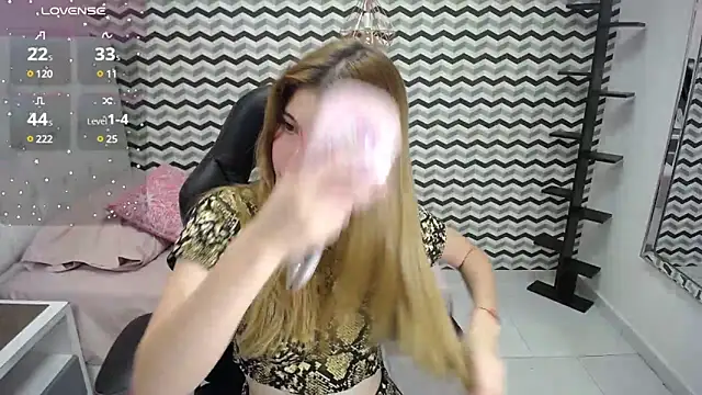 LILAFAVE online show from 02/15/25, 12:22