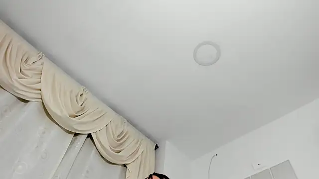 sarita loven online show from 11/26/25, 04:45