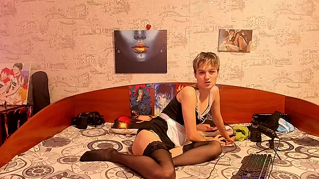 Snapshot of KagamiTayga chatting on 09/20/25, 08:08 KagamiTayga online show from 09/20/25, 08:08