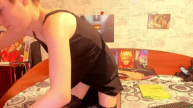 Snapshot of KagamiTayga chatting on 10/02/25, 02:15 KagamiTayga online show from 10/02/25, 02:15