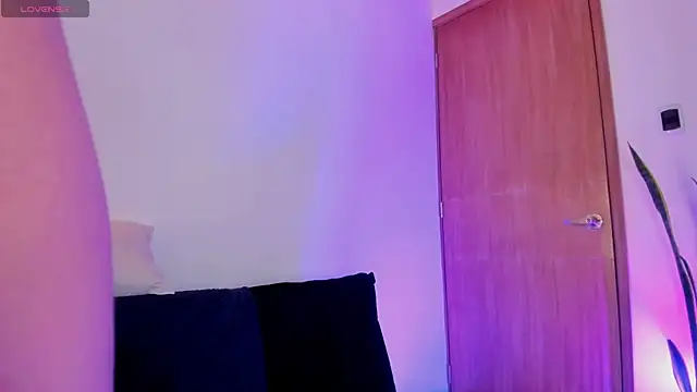 iriss 25 online show from 11/12/25, 12:31