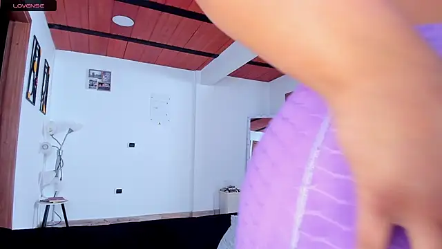 Snapshot of iriss_25 chatting on 09/26/25, 11:39 iriss 25 online show from 09/26/25, 11:39