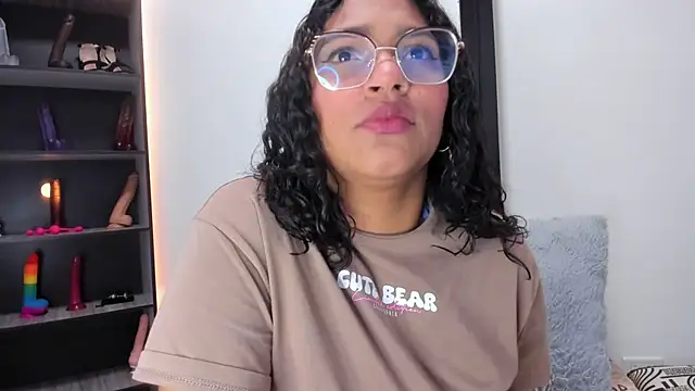 Snapshot of iriss_25 chatting on 03/15/25, 10:13 iriss 25 online show from 03/15/25, 10:13