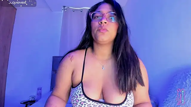 Snapshot of iriss_25 chatting on 06/25/26, 11:26 iriss 25 online show from 06/25/26, 11:26