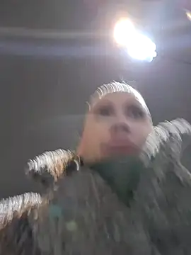 Snapshot of ROXOLANAA_SEXY chatting on 12/16/25, 03:05 ROXOLANAA SEXY online show from 12/16/25, 03:05