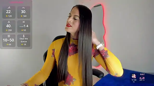 Snapshot of Naughtysofiaa chatting on 09/19/25, 02:15 Naughtysofiaa online show from 09/19/25, 02:15