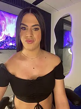Snapshot of Naughtysofiaa chatting on 07/15/26, 02:29 Naughtysofiaa online show from 07/15/26, 02:29