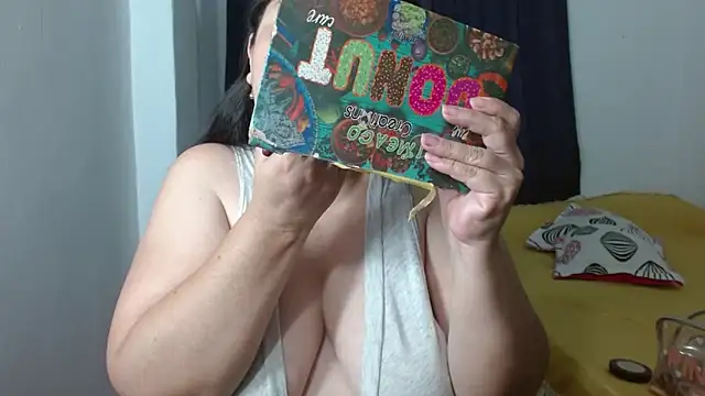 Victoriaevans1 online show from 02/10/25, 06:45