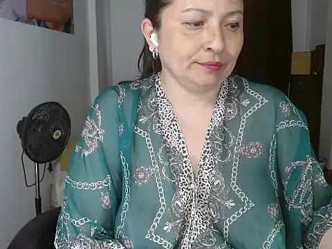 Victoriaevans1 online show from 02/06/26, 06:37