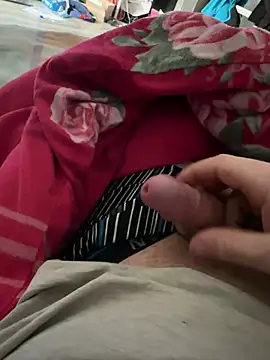 Snapshot of kleinerAlex chatting on 01/15/25, 10:49 kleinerAlex online show from 01/15/25, 10:49