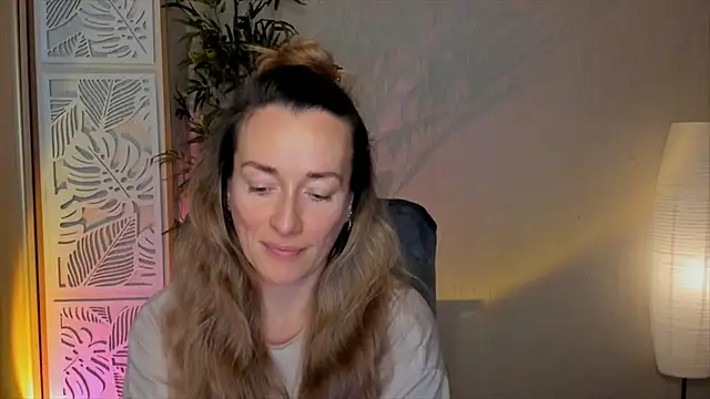 RebeccaMartinez online show from 02/22/26, 05:32