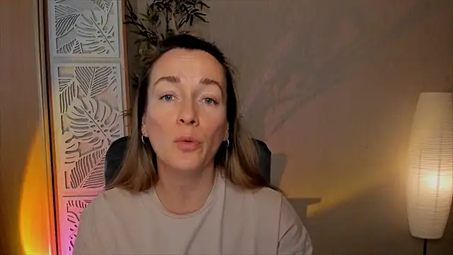 RebeccaMartinez online show from 02/21/26, 06:37