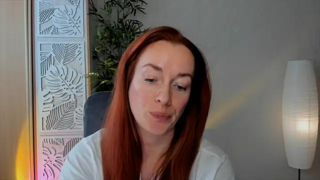 RebeccaMartinez online show from 03/08/26, 06:49