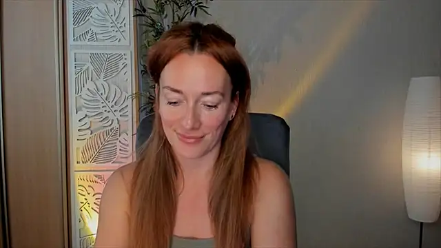 RebeccaMartinez online show from 06/18/26, 07:18