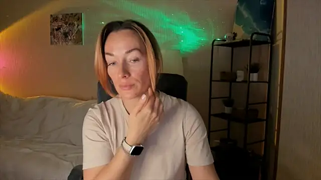 RebeccaMartinez online show from 11/07/25, 08:30