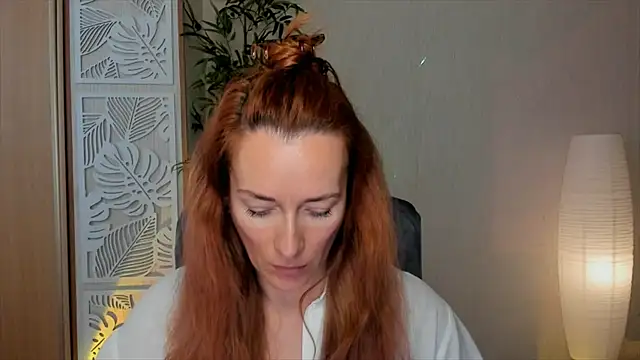 RebeccaMartinez online show from 04/04/26, 06:09