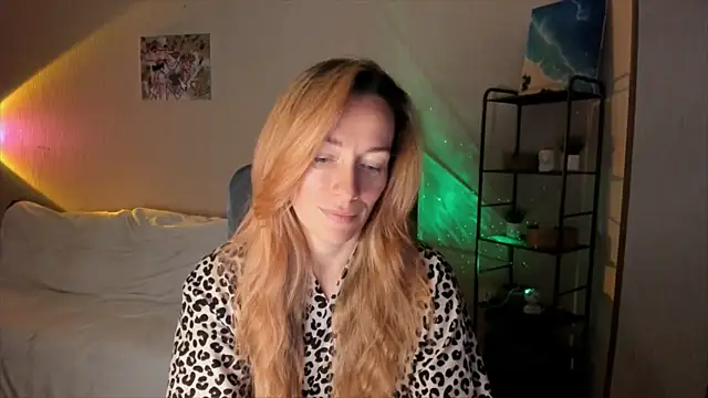 RebeccaMartinez online show from 10/23/25, 11:31