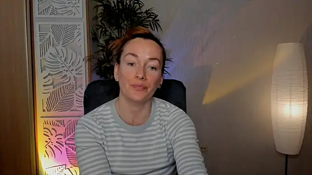 RebeccaMartinez online show from 04/12/26, 07:11