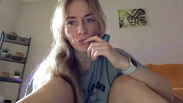 RebeccaMartinez online show from 03/15/25, 12:34