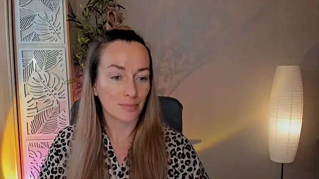 RebeccaMartinez online show from 02/10/26, 10:14