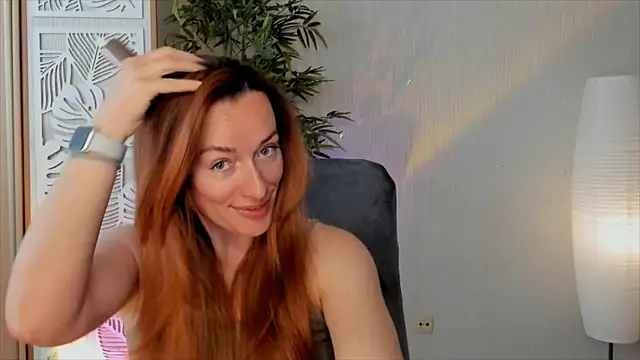 RebeccaMartinez online show from 05/10/26, 07:01