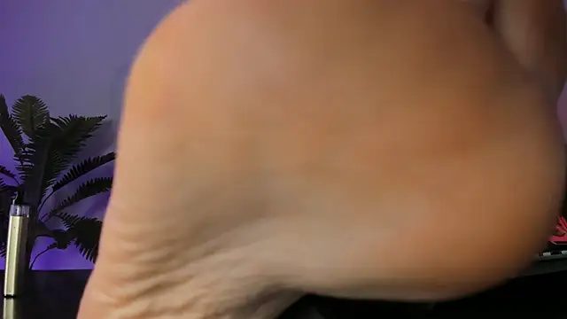 RebeccaMartinez online show from 03/02/25, 12:25