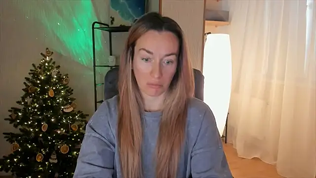 RebeccaMartinez online show from 12/21/25, 06:37