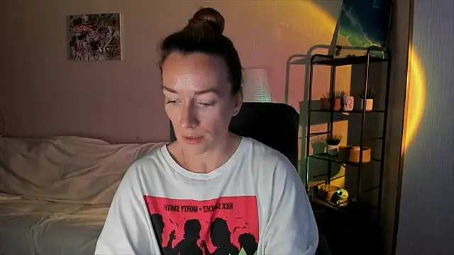 RebeccaMartinez online show from 09/09/25, 08:57