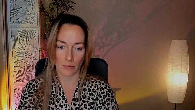 RebeccaMartinez online show from 02/11/26, 05:51