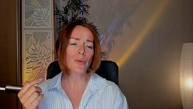 RebeccaMartinez online show from 06/18/26, 02:55