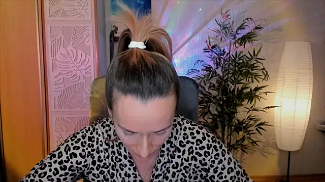 RebeccaMartinez online show from 01/10/26, 11:27