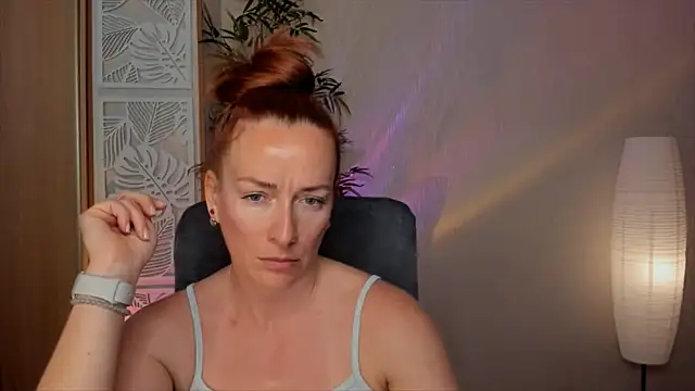 RebeccaMartinez online show from 05/27/26, 08:32