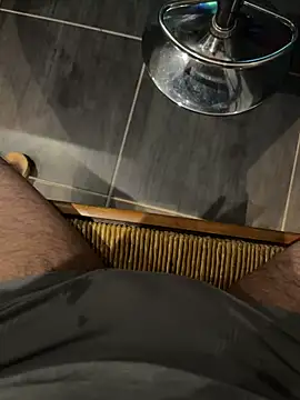 mattexhibe online show from 12/19/25, 06:32