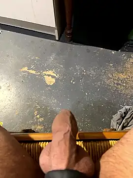 mattexhibe online show from 01/15/26, 08:34